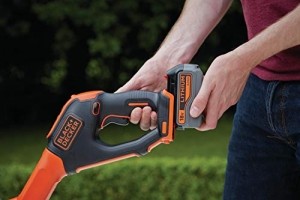 Black+Decker Akku-Rasentrimmer (Powercommand EasyFeed, 18V 4,0Ah, inkl. Akku und Ladegerät, 30 cm Schnittbreite, für größere Flächen) STC1840EPC - 10